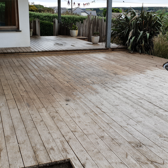 Timber structures & decking after Oleoclear application